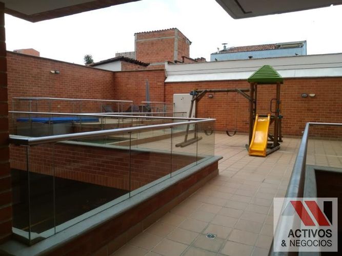 Apartamento de 2 alcobas en venta en El Velodromo, Medellín, 78 m² · foto 20 de 24