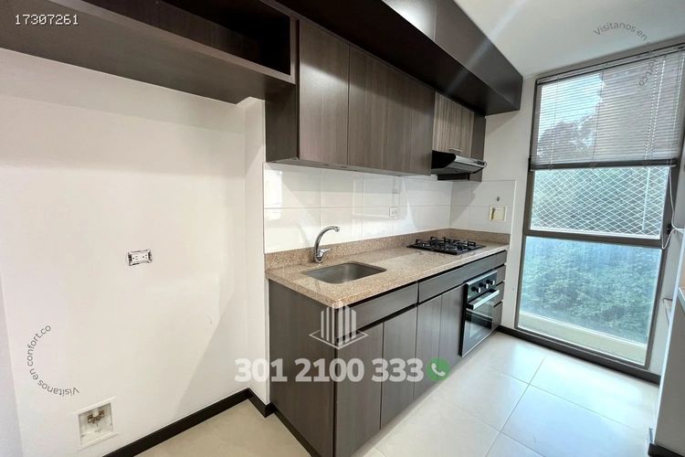 Apartamento de 3 alcobas en arriendo en Altos Del Poblado, Medellín, 85 m² · foto 7 de 24