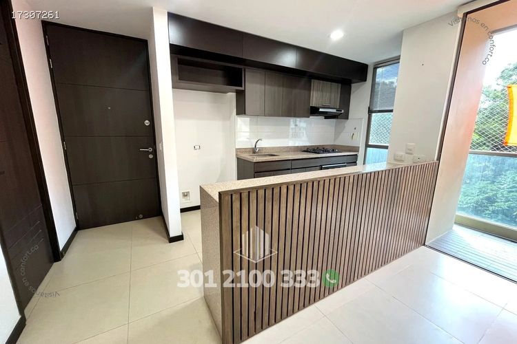 Apartamento de 3 alcobas en arriendo en Altos Del Poblado, Medellín, 85 m² · foto 5 de 24