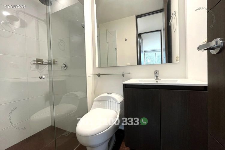 Apartamento de 3 alcobas en arriendo en Altos Del Poblado, Medellín, 85 m² · foto 9 de 24