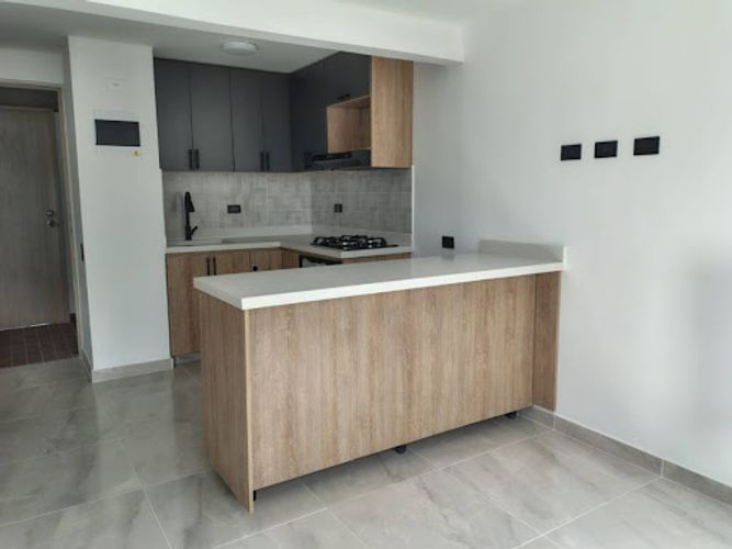 Apartamento de 3 alcobas en venta en Terranova, Bello, 54 m² · foto 3 de 16