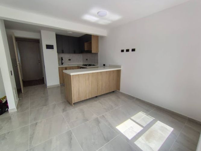 Apartamento de 3 alcobas en venta en Terranova, Bello, 54 m² · foto 7 de 16