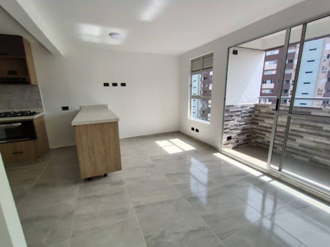 Apartamento de 3 alcobas en venta en Terranova, Bello, 54 m² · foto 8 de 16