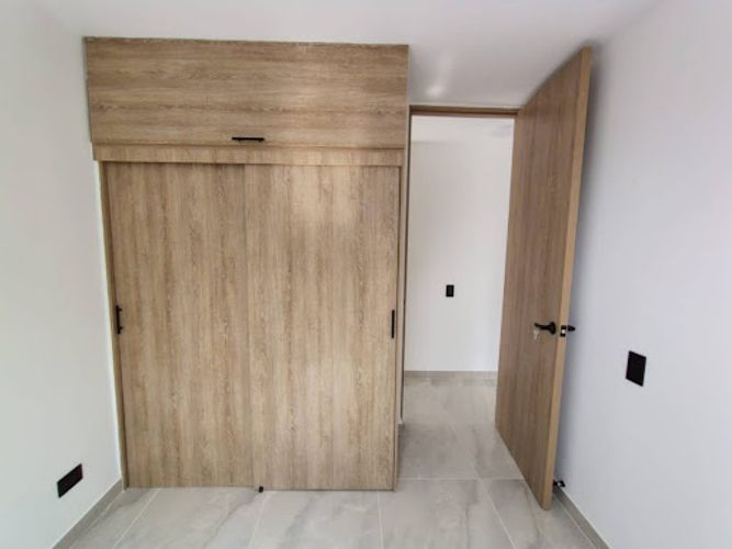 Apartamento de 3 alcobas en venta en Terranova, Bello, 54 m² · foto 11 de 16