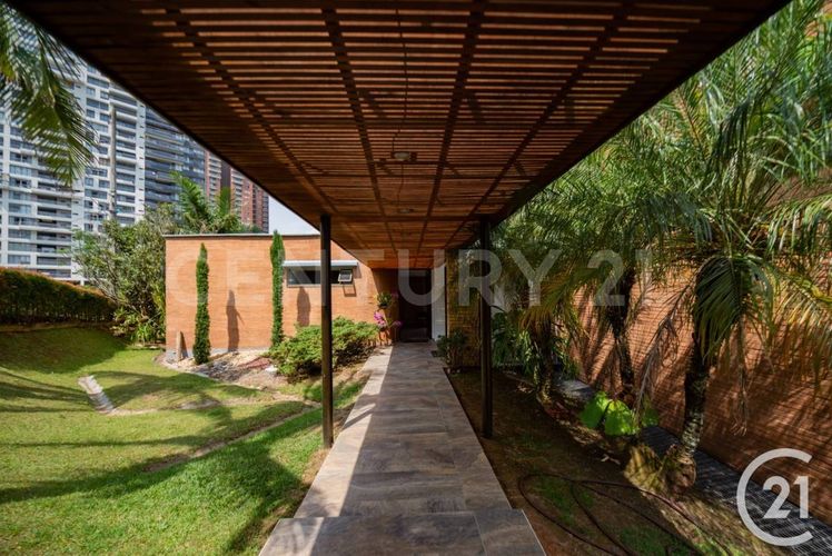 Casa de 4 alcobas en venta en Paso Ancho, Sabaneta, 570 m² · foto 3 de 20