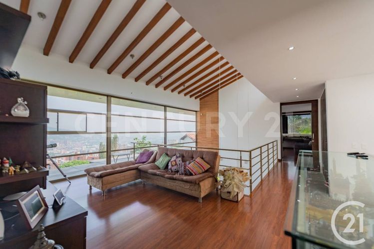 Casa de 4 alcobas en venta en Paso Ancho, Sabaneta, 570 m² · foto 20 de 20