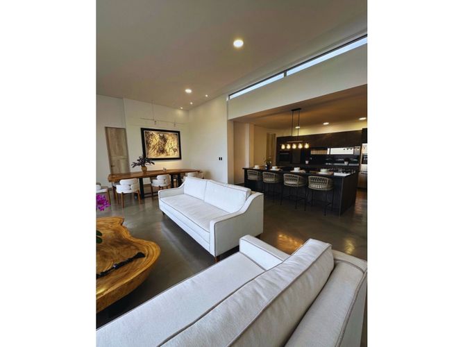 Casa de 5 alcobas en venta en La Reforma, Cali, 500 m² · foto 6 de 24
