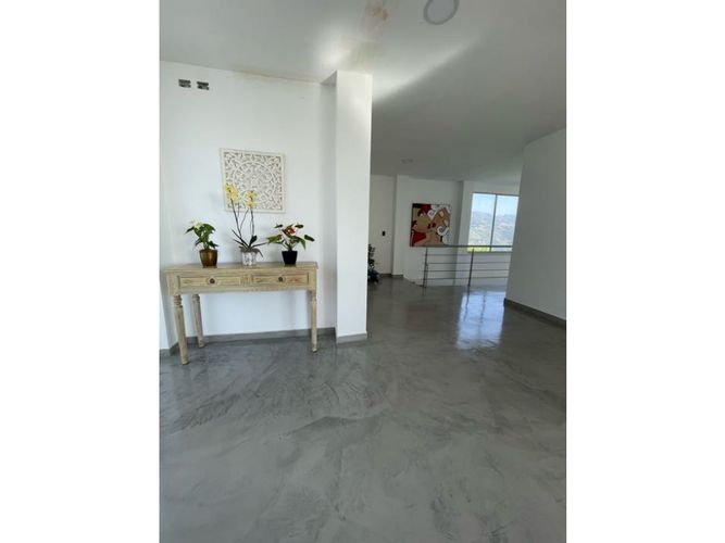 Casa de 5 alcobas en venta en La Reforma, Cali, 500 m² · foto 9 de 24