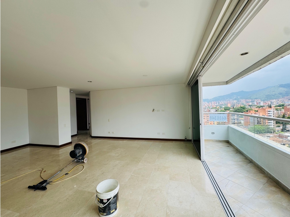 Apartamento en venta en Laureles, Medellín · foto 5 de 21