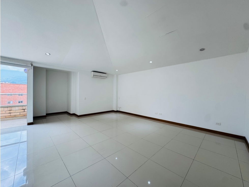 Apartamento en venta en Laureles, Medellín · foto 10 de 21