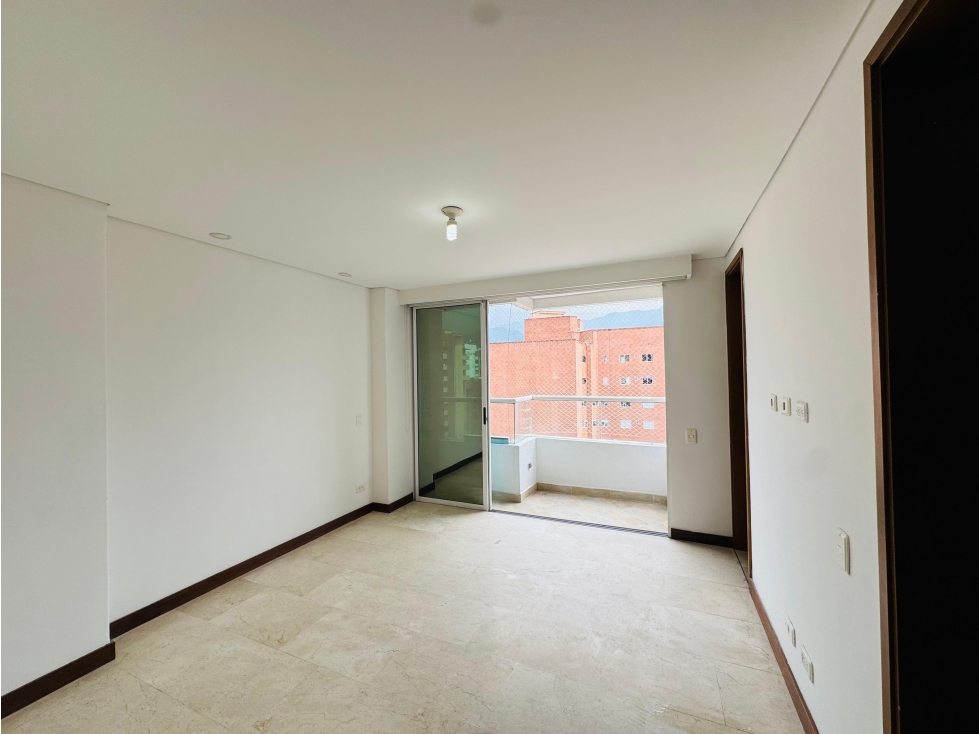 Apartamento en venta en Laureles, Medellín · foto 12 de 21