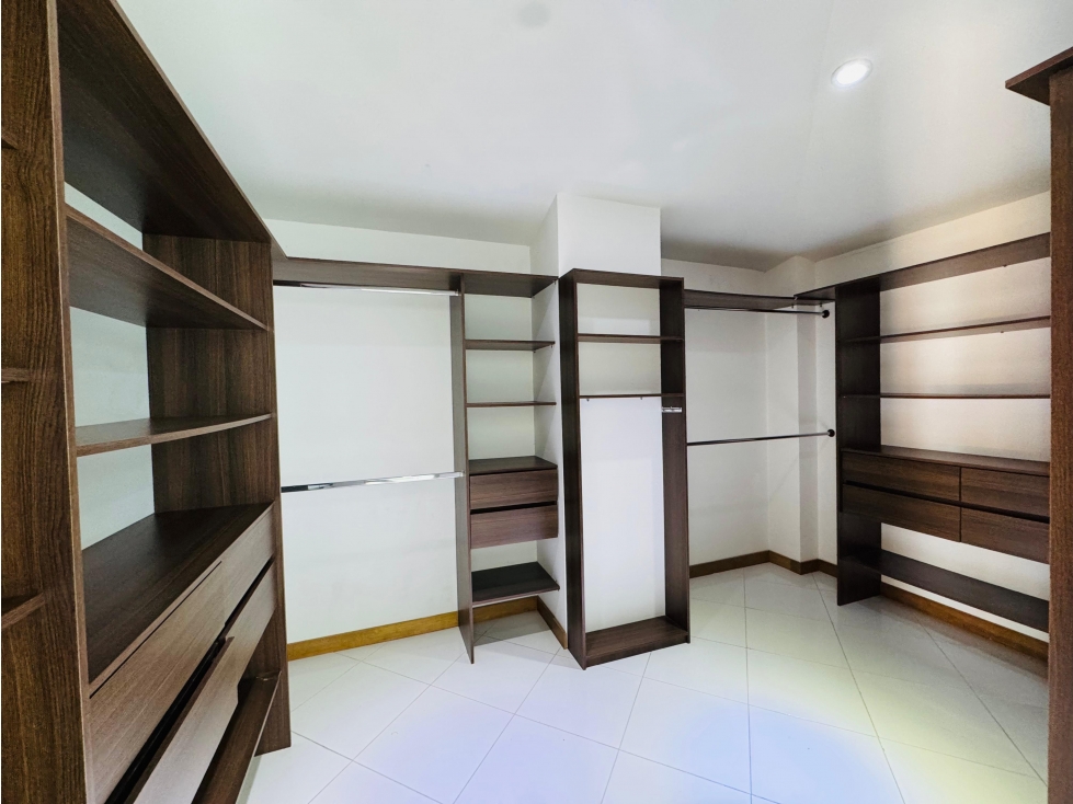 Apartamento en venta en Laureles, Medellín · foto 13 de 21