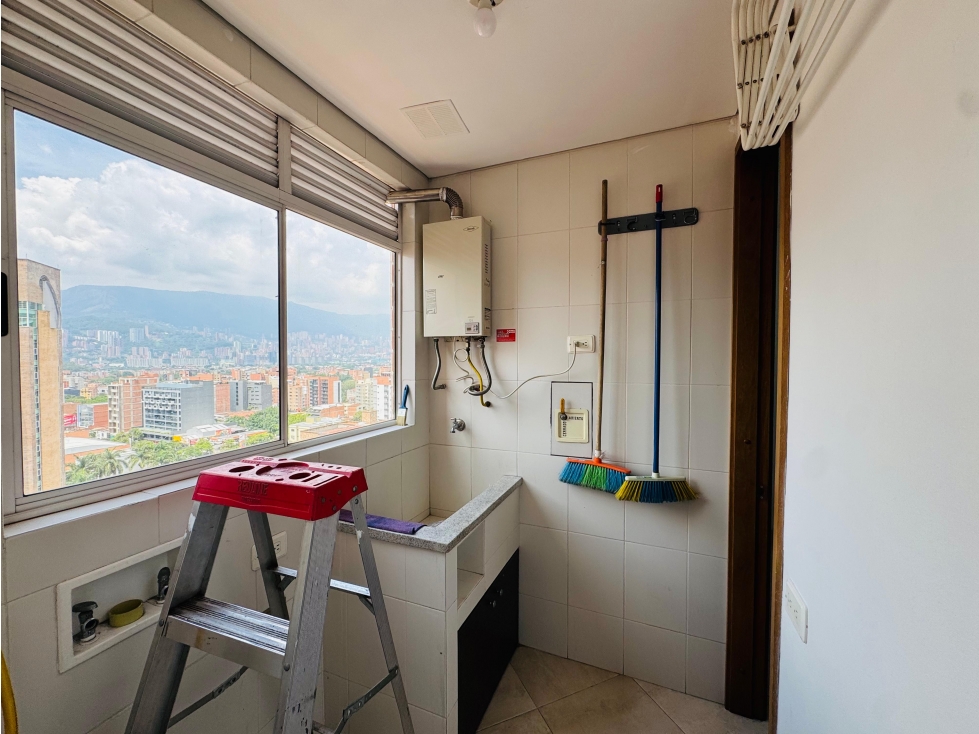 Apartamento en venta en Laureles, Medellín · foto 21 de 21