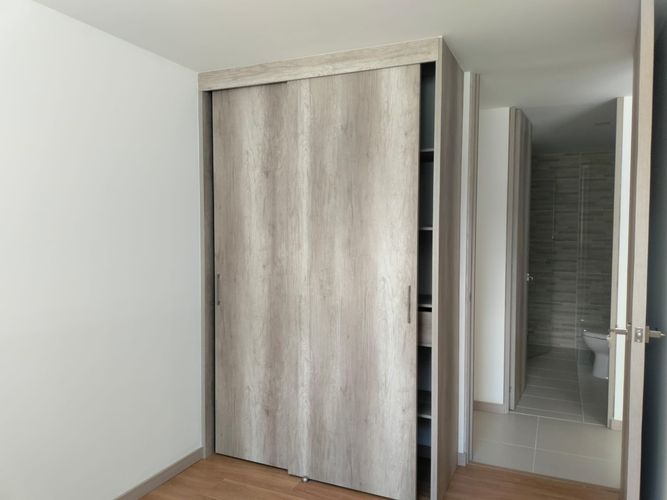 Apartamento de 3 alcobas en arriendo en El Poblado, Medellín, 122 m² · foto 13 de 18