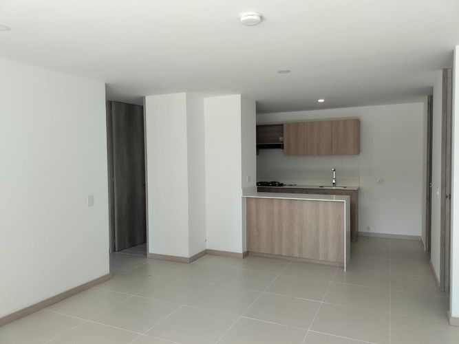 Apartamento de 3 alcobas en arriendo en El Poblado, Medellín, 122 m² · foto 6 de 18