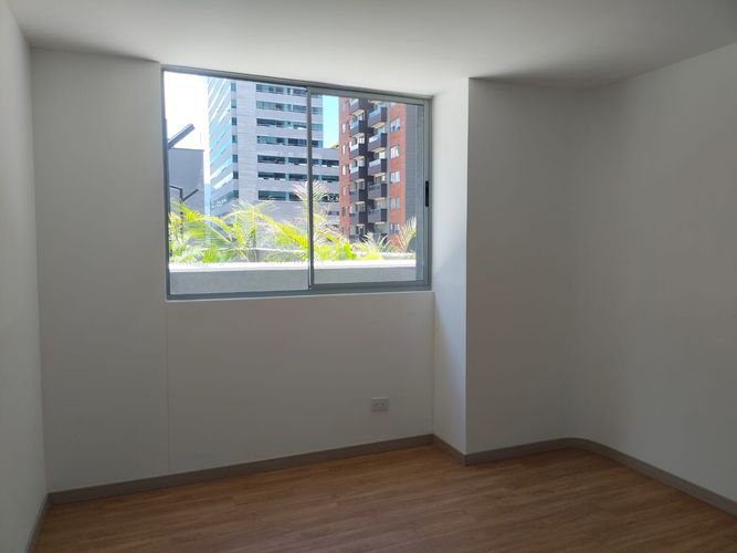 Apartamento de 3 alcobas en arriendo en El Poblado, Medellín, 122 m² · foto 11 de 18