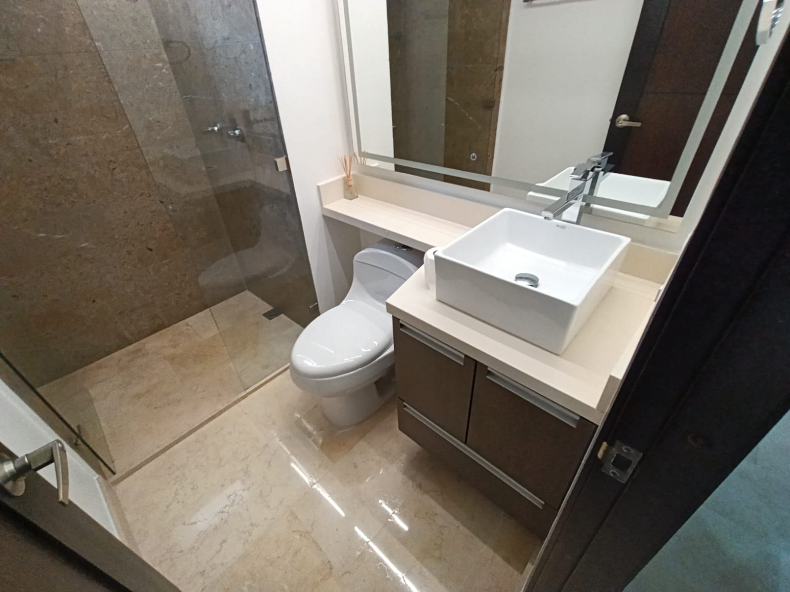 Apartamento en arriendo en Belén, Medellín · foto 11 de 18