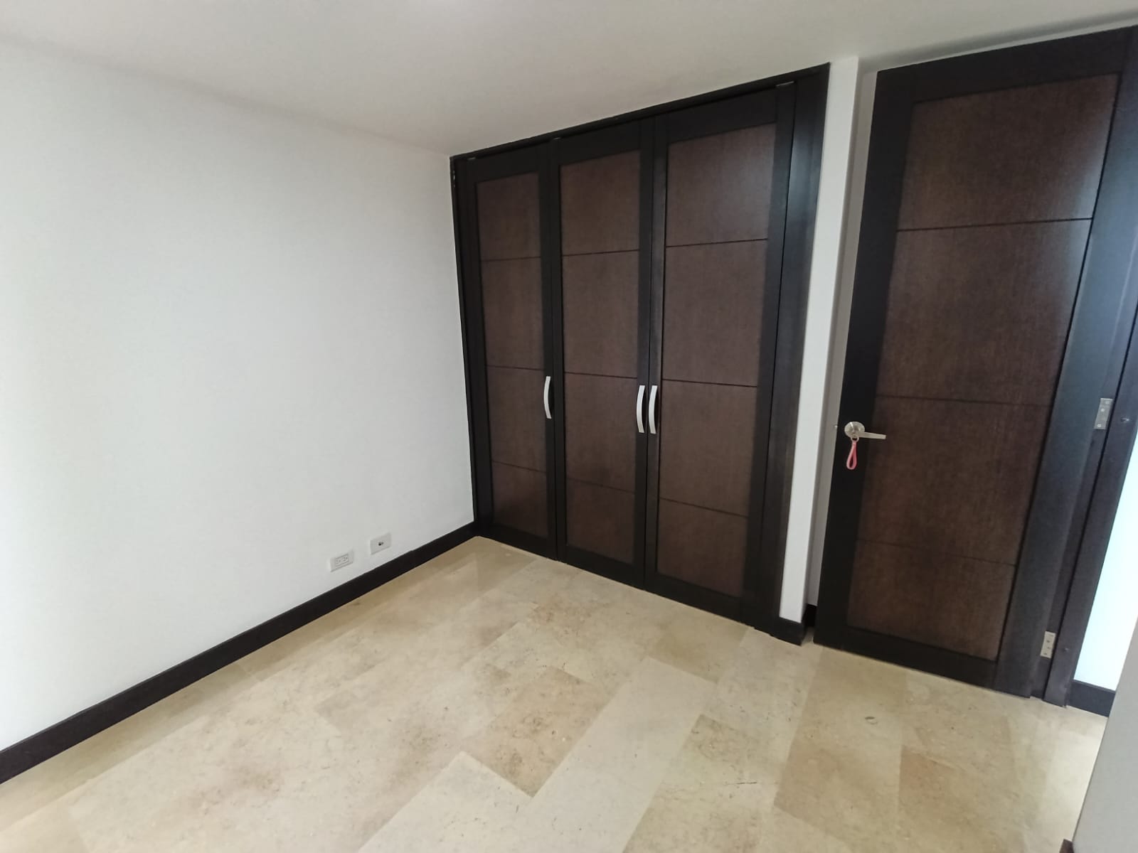 Apartamento en arriendo en Belén, Medellín · foto 12 de 18