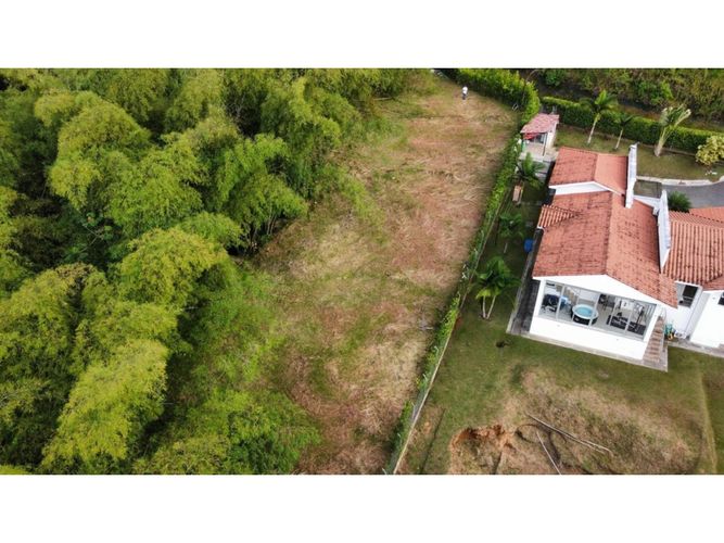 Lote en venta en Cerritos, Pereira, 1624 m² · foto 9 de 11