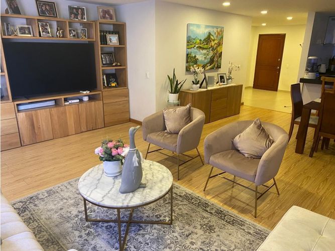 Apartamento de 3 alcobas en venta en Chico, Bogotá, 141 m² · foto 8 de 20