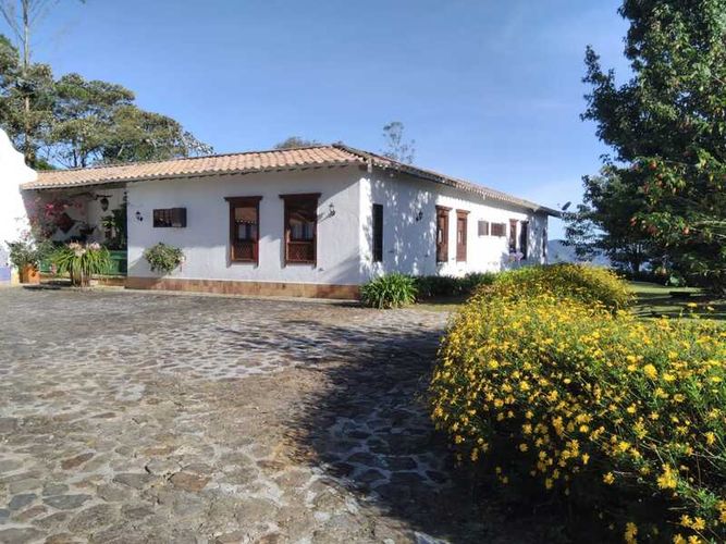 Casa de 4 alcobas en venta en La Union, La Ceja, 648 m² · foto 4 de 23