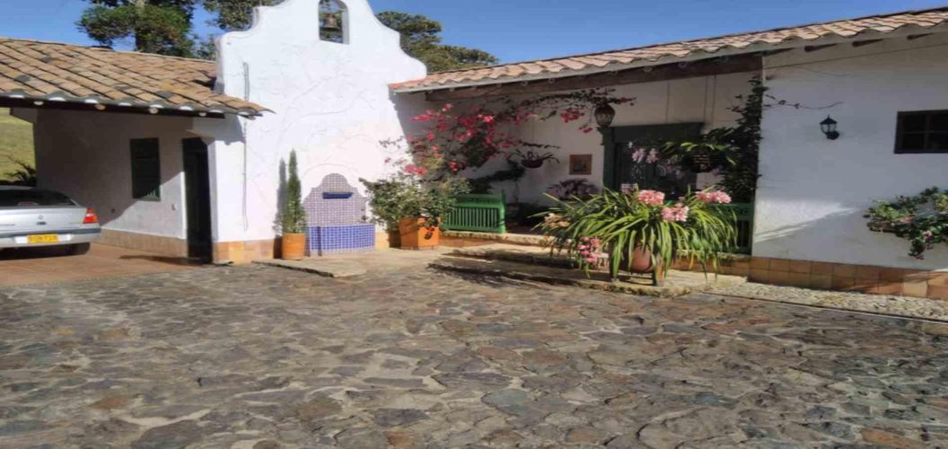 Casa de 4 alcobas en venta en La Union, La Ceja, 648 m² · foto 5 de 23