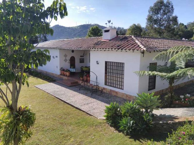 Casa de 4 alcobas en venta en La Union, La Ceja, 648 m² · foto 10 de 23