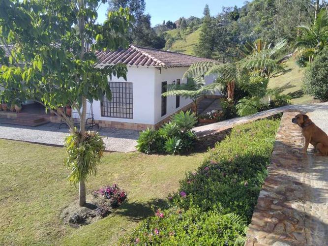 Casa de 4 alcobas en venta en La Union, La Ceja, 648 m² · foto 14 de 23