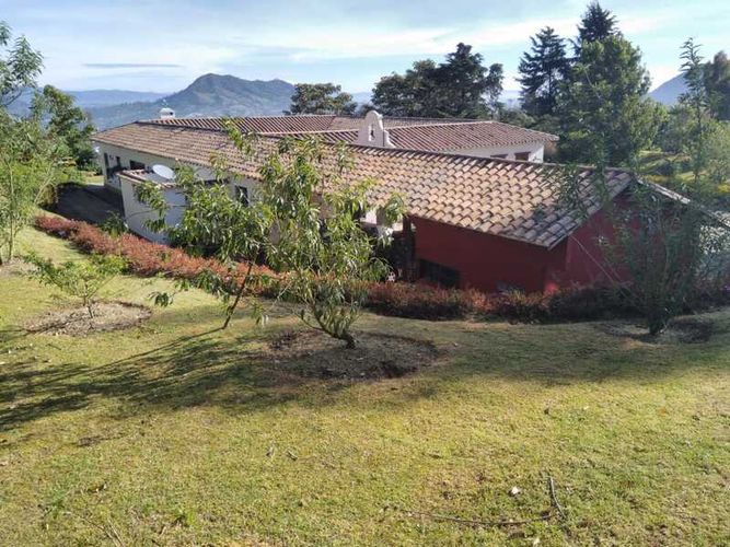 Casa de 4 alcobas en venta en La Union, La Ceja, 648 m² · foto 16 de 23