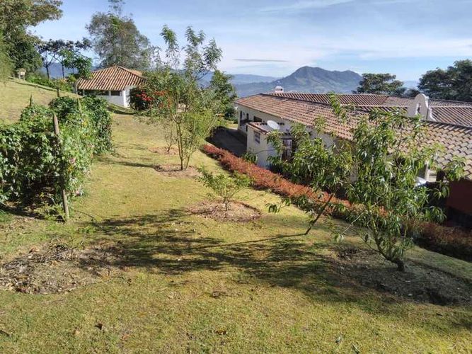 Casa de 4 alcobas en venta en La Union, La Ceja, 648 m² · foto 21 de 23