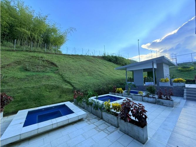 Lote en venta en La Primavera, Pereira, 280 m² · foto 6 de 21