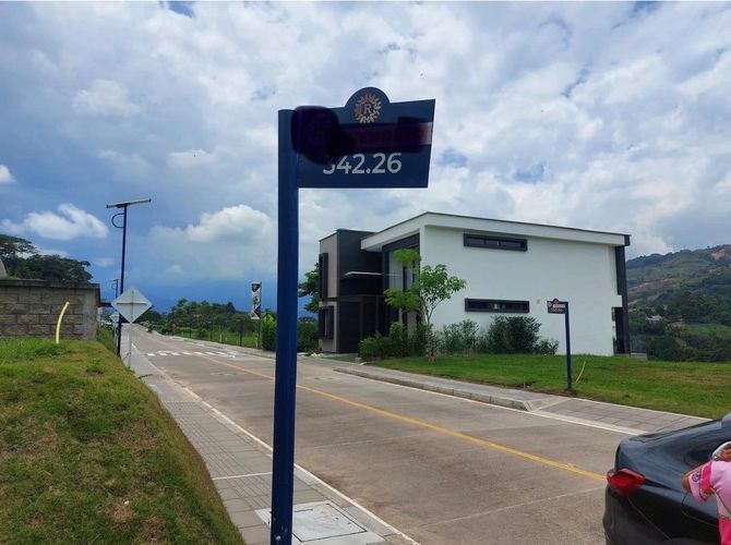 Lote en venta en Ruitoque, Floridablanca, 342 m² · foto 4 de 4