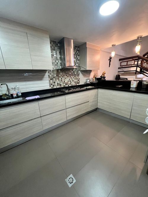 Casa de 8 alcobas en venta en Provenza, Bucaramanga, 483 m² · foto 7 de 24