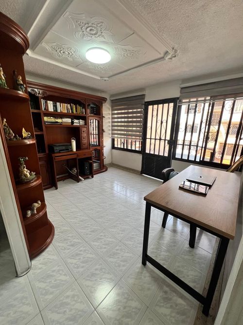 Casa de 8 alcobas en venta en Provenza, Bucaramanga, 483 m² · foto 13 de 24