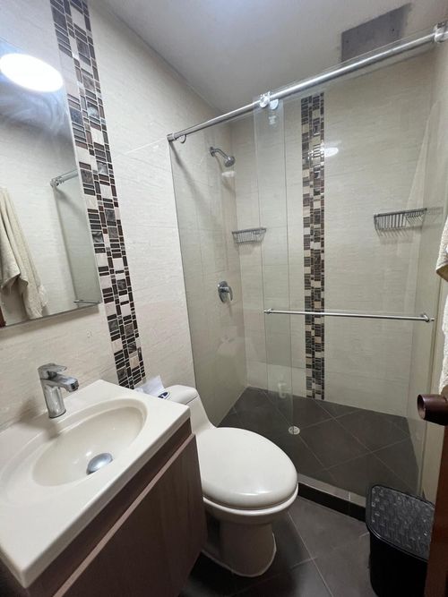 Casa de 8 alcobas en venta en Provenza, Bucaramanga, 483 m² · foto 16 de 24