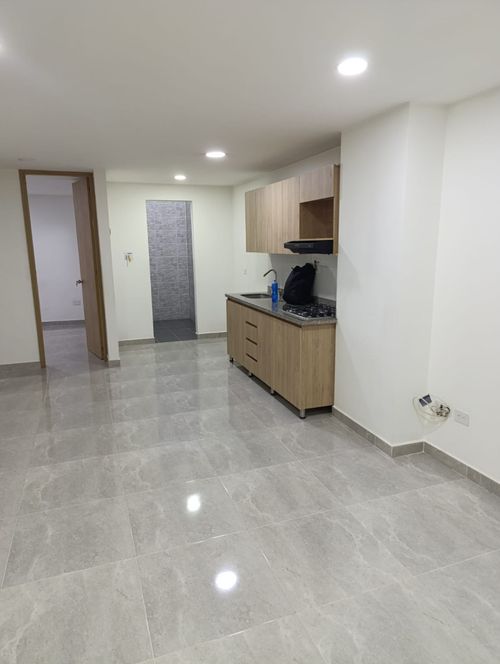Apartamento de 2 alcobas en venta en San Joaquin, Sabaneta, 69 m² · foto 2 de 12