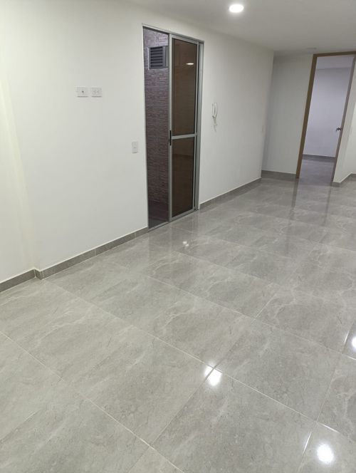 Apartamento de 2 alcobas en venta en San Joaquin, Sabaneta, 69 m² · foto 3 de 12