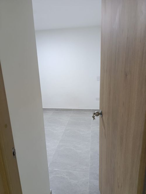Apartamento de 2 alcobas en venta en San Joaquin, Sabaneta, 69 m² · foto 6 de 12