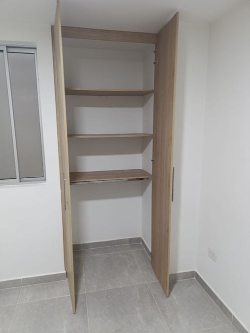 Apartamento de 2 alcobas en venta en San Joaquin, Sabaneta, 69 m² · foto 8 de 12