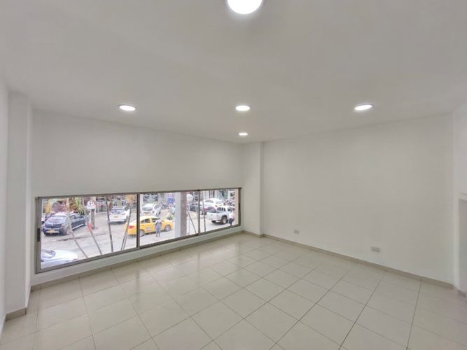 Local en arriendo en San Vicente, Cali, 48 m² · foto 12 de 14