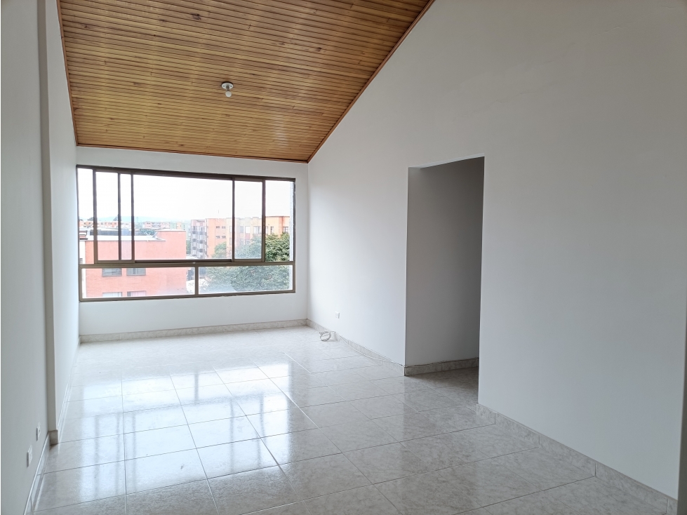 Apartamento en venta en Modelia, Bogotá · foto 2 de 24