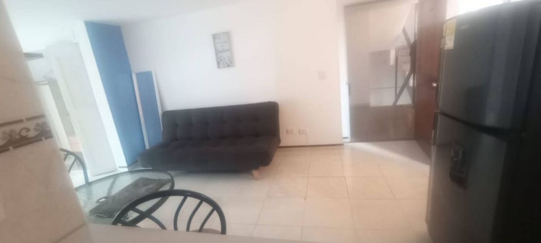 Apartaestudio en venta en Chapinero, Bogotá, 34 m² · foto 3 de 9