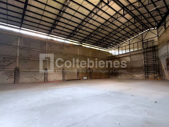 Bodega en arriendo en La Clara, Guarne, 927 m² · foto 4 de 16
