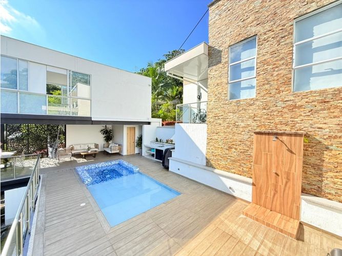 Casa de 4 alcobas en venta en Condina, Pereira, 350 m² · foto 9 de 24