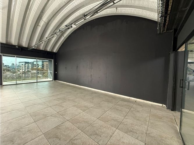 Local en venta en Avenida Centenario, Armenia, 50 m² · foto 5 de 9