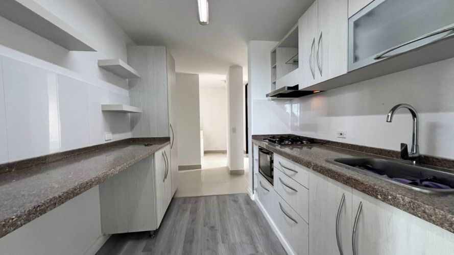 Apartamento de 4 alcobas en venta en Ub. Girasol, Ibagué, 190 m² · foto 17 de 24