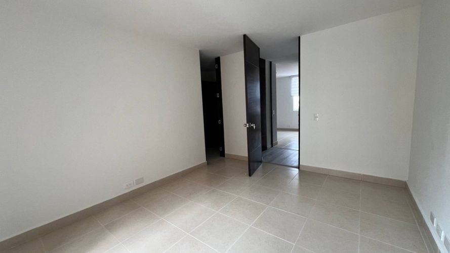 Apartamento de 4 alcobas en venta en Ub. Girasol, Ibagué, 190 m² · foto 20 de 24