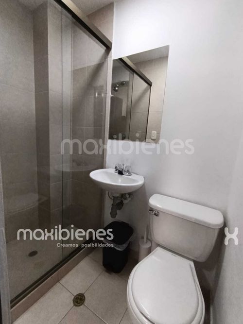 Apartamento de 3 alcobas en venta en Castropol, Medellín, 75 m² · foto 12 de 21