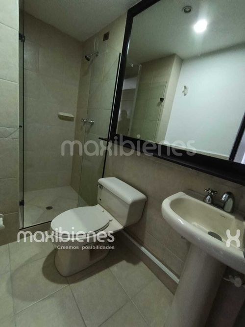 Apartamento de 3 alcobas en venta en Castropol, Medellín, 75 m² · foto 13 de 21