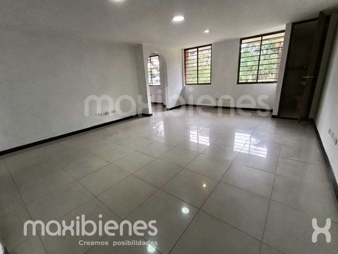 Apartamento de 3 alcobas en venta en Castropol, Medellín, 75 m² · foto 16 de 21